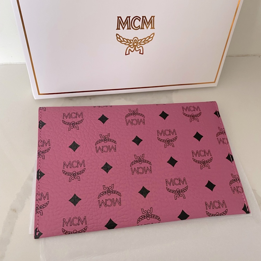 MCM Envelope Pouch / Clutch Novelty / VIP / GWP Korea - Picture 7 of 12